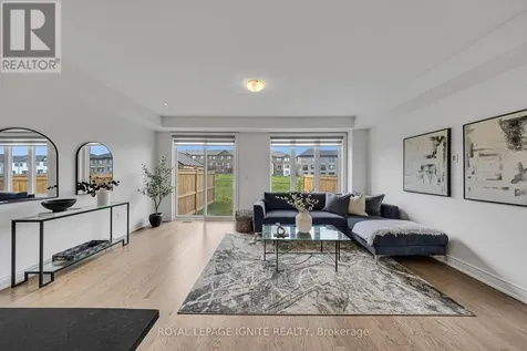 1040 Skyridge Boulevard Pickering ON L1X 0G5