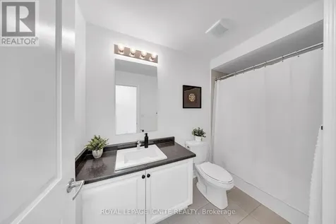 1040 Skyridge Boulevard Pickering ON L1X 0G5