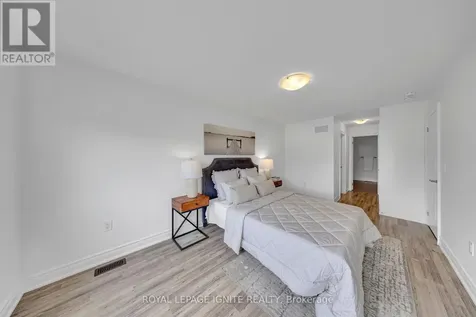 1040 Skyridge Boulevard Pickering ON L1X 0G5