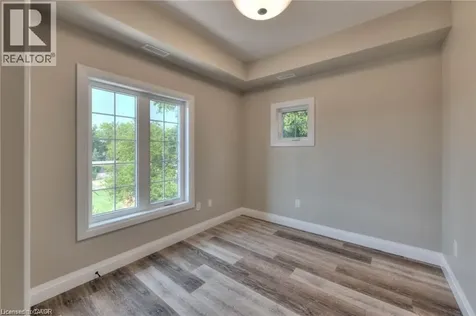 33 Murray Court Milverton ON N0K 1M0