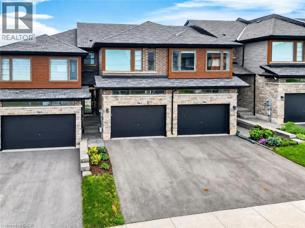 3963 Crown Street Beamsville ON L3J 0T1
