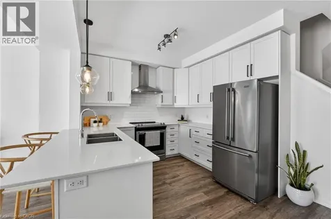 3963 Crown Street Beamsville ON L3J 0T1