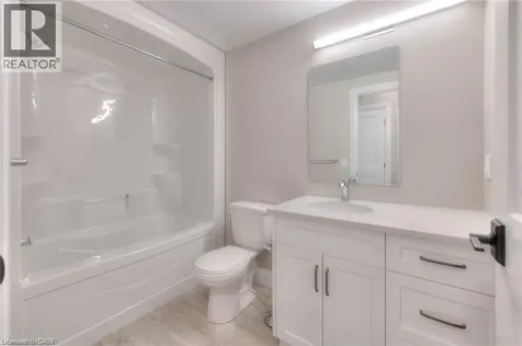 33 Murray Court Milverton ON N0K 1M0
