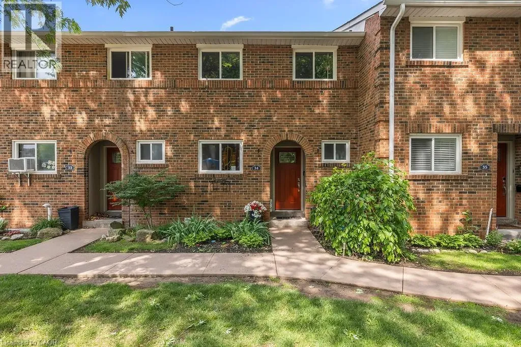 125 Livingston Avenue Grimsby ON L3M 4S5