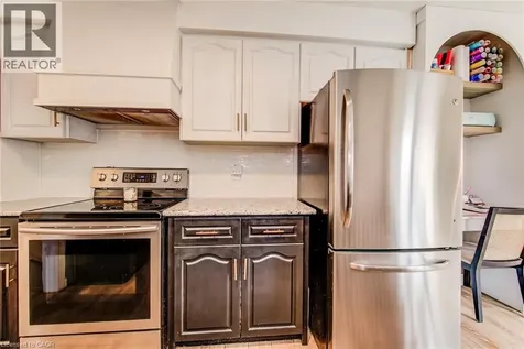 43 Southview Crescent Cambridge ON N1P 1A3