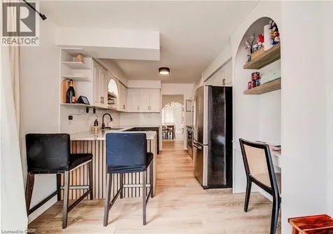 43 Southview Crescent Cambridge ON N1P 1A3