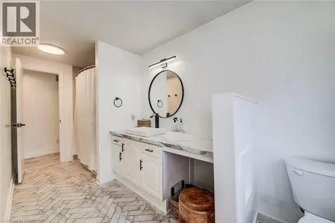 43 Southview Crescent Cambridge ON N1P 1A3