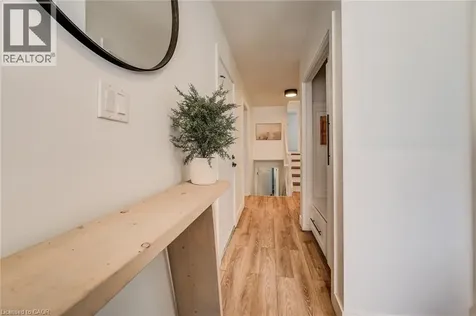 43 Southview Crescent Cambridge ON N1P 1A3