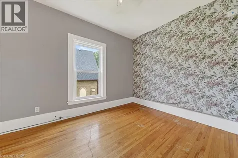 11 Byron Street New Hamburg ON N3A 1P1