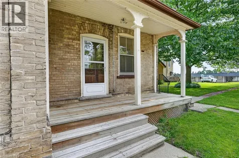 11 Byron Street New Hamburg ON N3A 1P1