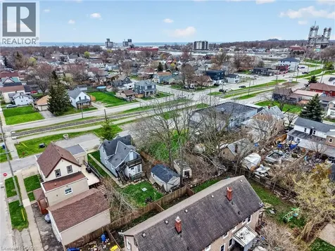 172 Fraser Street Port Colborne ON L3K 1E6