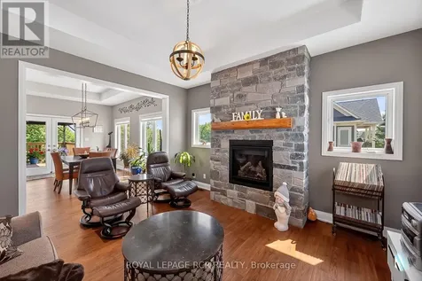 3 Thoroughbred Drive Oro-medonte ON L0K 1E0