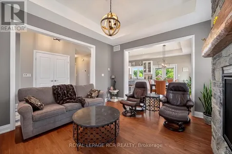 3 Thoroughbred Drive Oro-medonte ON L0K 1E0