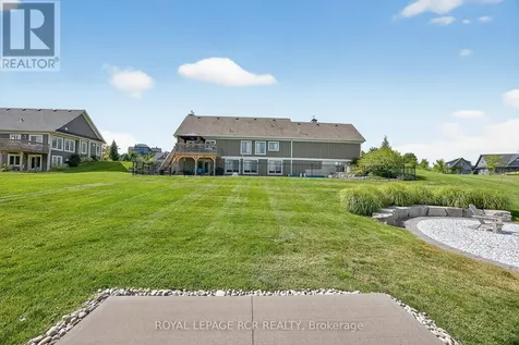 3 Thoroughbred Drive Oro-medonte ON L0K 1E0