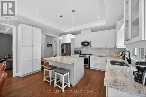3 Thoroughbred Drive Oro-medonte ON L0K 1E0