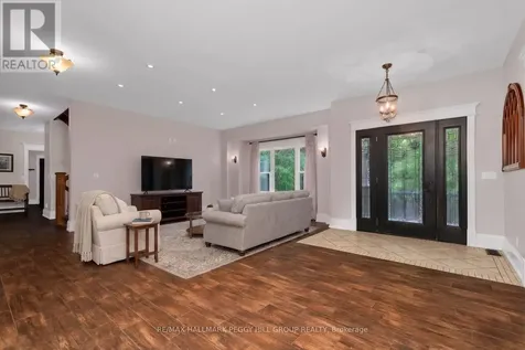 185 Skylark Road Tiny ON L0L 2T0