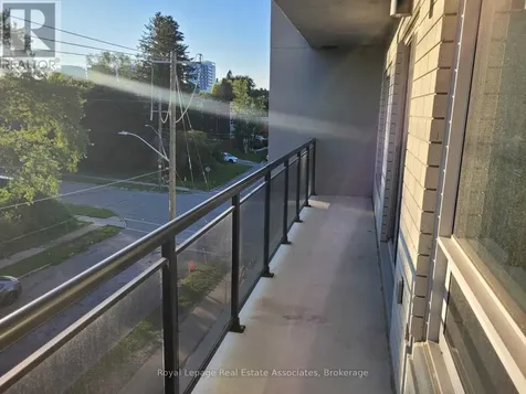 275 Larch Street Waterloo ON N2L 3R2