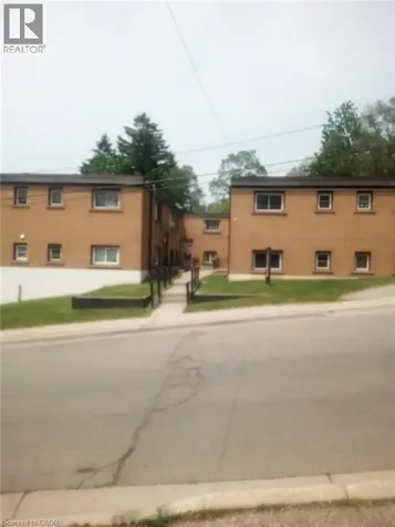12 Broad Street Brantford ON N3R 4E3