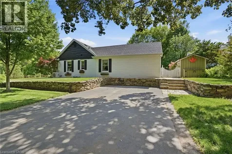 549 Ann Avenue Burlington ON L7T 2S7