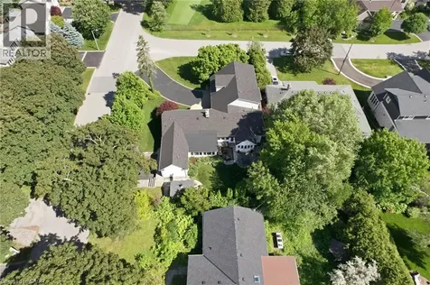 549 Ann Avenue Burlington ON L7T 2S7