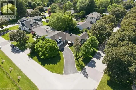 549 Ann Avenue Burlington ON L7T 2S7