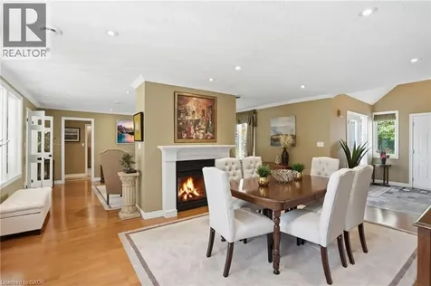 549 Ann Avenue Burlington ON L7T 2S7