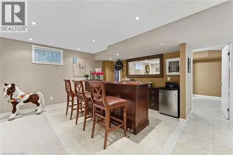 20 Lorupe Court Ancaster ON L9G 0C8