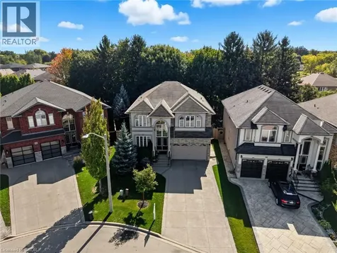 20 Lorupe Court Ancaster ON L9G 0C8