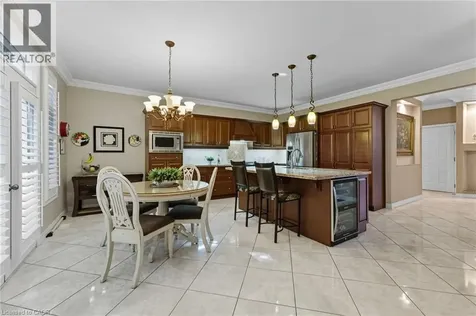 20 Lorupe Court Ancaster ON L9G 0C8