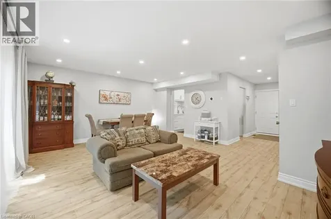 6540 Falconer Drive Mississauga ON L5N 1M1