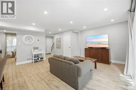 6540 Falconer Drive Mississauga ON L5N 1M1