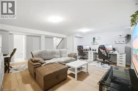 6540 Falconer Drive Mississauga ON L5N 1M1