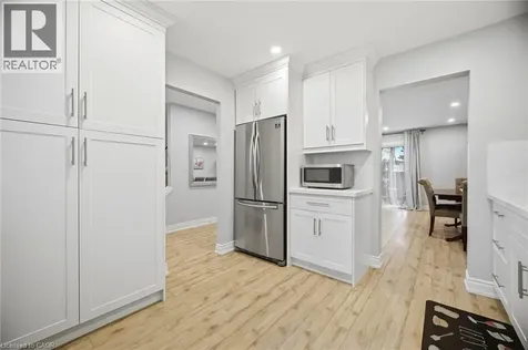 6540 Falconer Drive Mississauga ON L5N 1M1