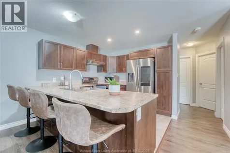 3141 Viola Crescent Windsor ON N8N 0A2