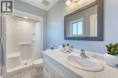 3141 Viola Crescent Windsor ON N8N 0A2
