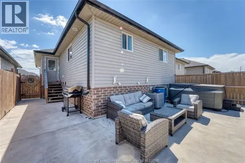 3141 Viola Crescent Windsor ON N8N 0A2