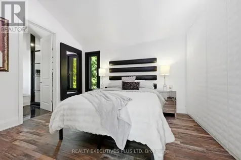36 Lakeview Drive Hamilton (lakeshore) ON L8E 4X2