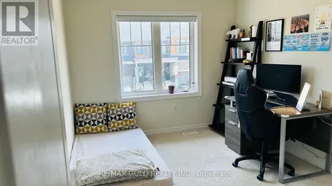 28 Amos Avenue Brantford ON N3T 0V4
