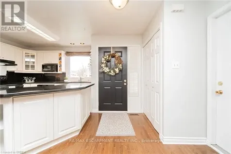 43 Kanata Crescent Brantford ON N3R 7E8