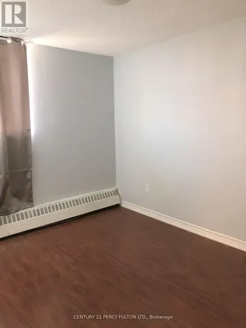 100 Dundalk Drive Toronto (dorset Park) ON M1P 4V2