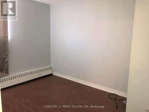 100 Dundalk Drive Toronto (dorset Park) ON M1P 4V2