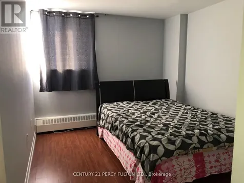 100 Dundalk Drive Toronto (dorset Park) ON M1P 4V2