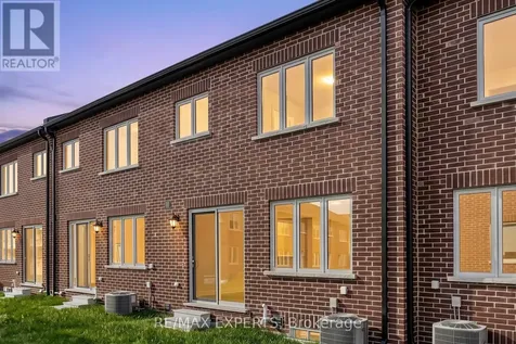 51 Schmeltzer Crescent Richmond Hill ON L4E 1K9