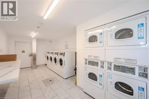 279 Chandler Drive Kitchener ON N2E 1X6