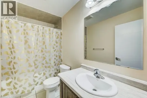 25 Isherwood Avenue Cambridge ON N1R 0E2