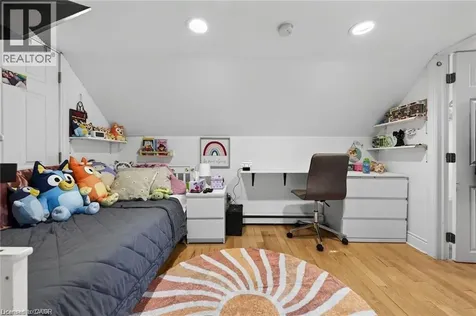 179 Burris Street Hamilton ON L8M 2J7