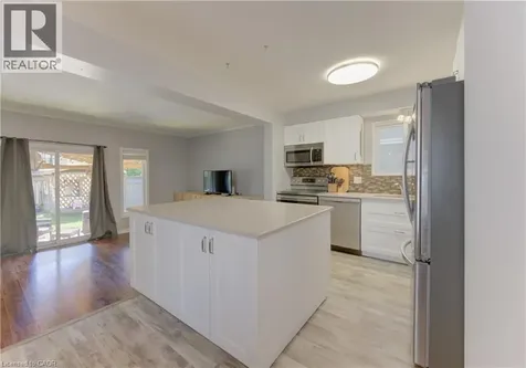 39 Chantilly Street Kitchener ON N2R 1V7