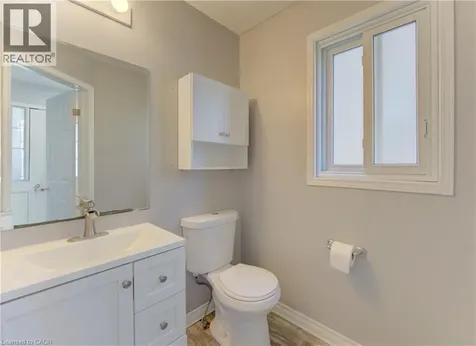 39 Chantilly Street Kitchener ON N2R 1V7