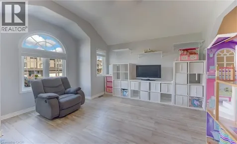 39 Chantilly Street Kitchener ON N2R 1V7
