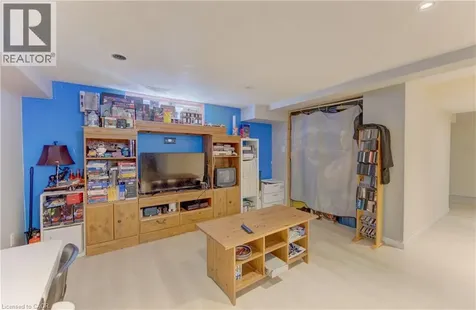 39 Chantilly Street Kitchener ON N2R 1V7